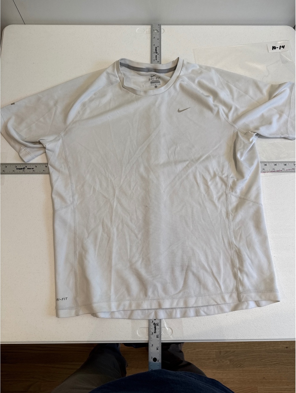 NIKE DRIFIT WHITE ATHLETIC SHIRT SIZE LARGE